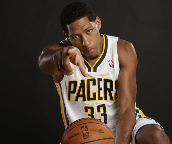 马卡：小西蒙尼如今表现出色，离不开梅西对他的明智建议（马卡：小西蒙尼状态火热，梅西的点拨功不可没）