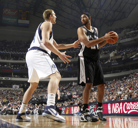 土耳其11月世预赛大名单：恰20领衔，詹-乌尊、厄泽尔缺席（土耳其公布11月世预赛名单：恰20领军，詹-乌尊、厄泽尔无缘）