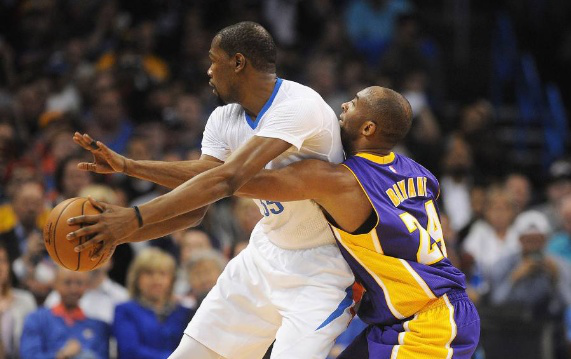 佩杜拉：虽然莫拉塔赛季至今13场0进球，但科莫依然信任他（佩杜拉：莫拉塔本季13场仍零进球，科莫依旧信任他）