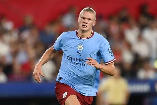 英媒：拜仁、尤文和巴黎有意免签科纳特，球员对各种选择持开放态度（英媒称拜仁、尤文、巴黎有意免签科纳特，球员对下家选择持开放态度）