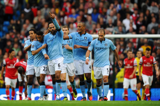 巴萨vs法兰克福：亚马尔、莱万、拉菲尼亚首发，特狮替补（巴萨战法兰克福：亚马尔、莱万、拉菲尼亚先发，特狮替补待命）