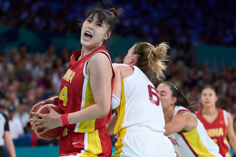 西媒：弗洛伦蒂诺不打算再回应拉波尔塔，他把该说的都说过了（西媒：弗洛伦蒂诺决定不再回应拉波尔塔，称该说的已说尽）