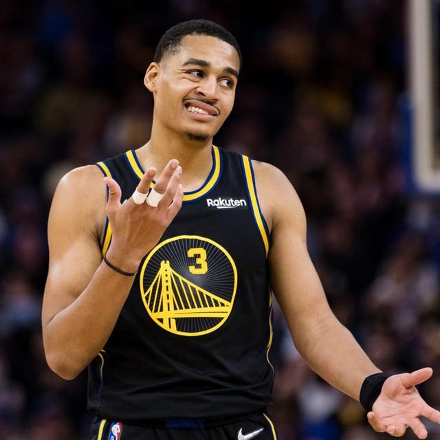 TA：巴萨上下都对梅西夜访诺坎普感到意外，他们无人参与此事（巴萨对梅西深夜现身诺坎普颇感意外，俱乐部未参与其中）