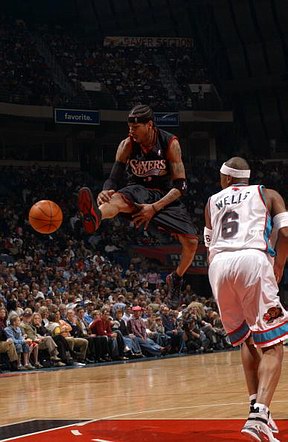 里昂小将刷新队史纪录（里昂新星改写队史纪录）