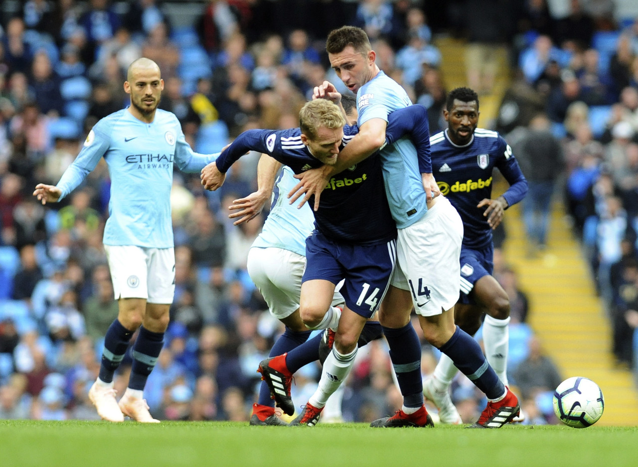 足球报：多支中超球队巨额欠税，以亿元为单位拖欠税款（足球报：多家中超俱乐部拖欠税款，规模以亿元计）