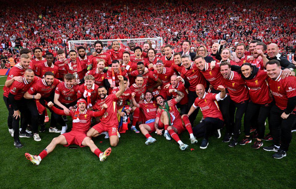 国足踢出赛季最佳半场？（国足上演本赛季最精彩半场？）