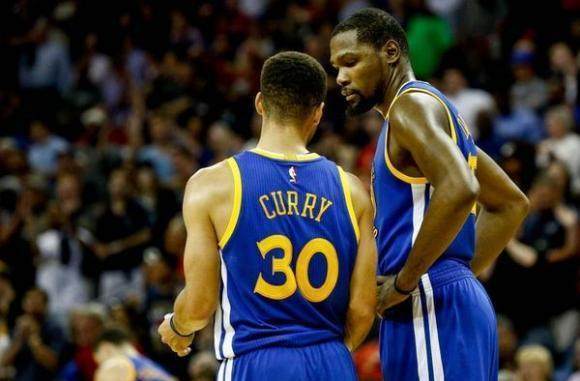 国内首个残疾人铁人三项赛事开赛，134名运动员角逐19金（中国首届残疾人铁人三项揭幕，134名选手争夺19枚金牌）